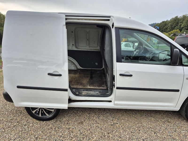 Volkswagen Caddy (2013) 1.6Tdi Tažné - fotka 17 z 19