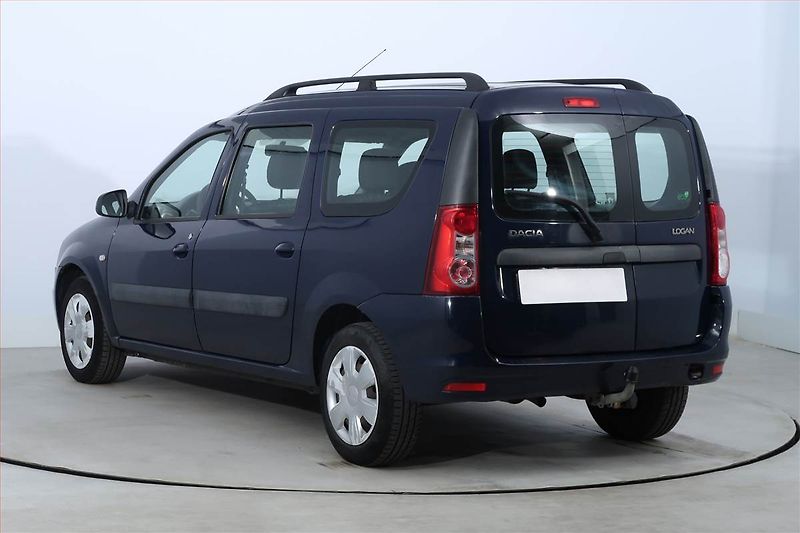 Dacia Logan (2012) 1.6 16V, po STK, Tažné - fotka 4 z 16