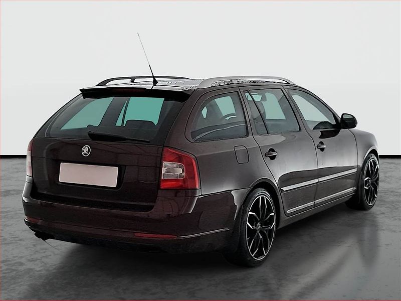 Škoda Octavia (2010) Ambiente 1.8 TSI, Tempomat - fotka 5 z 15