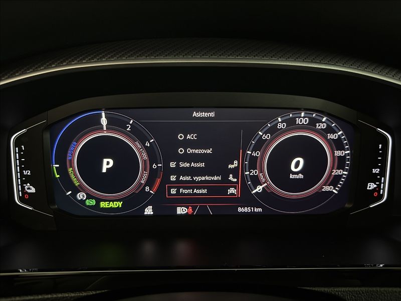 Volkswagen Arteon Shooting Brake 1,4 TSi  DSG R-Line LED Assist - fotka 28 z 50