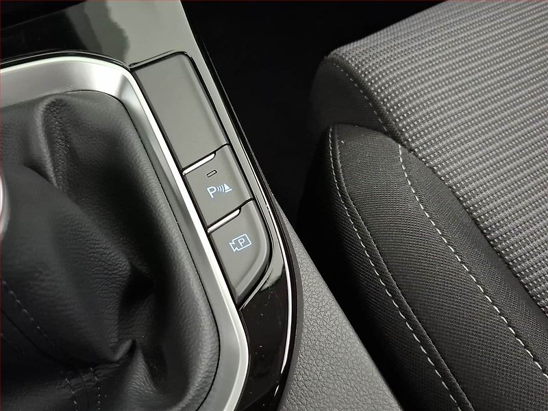 Hyundai i30 (2026) 1.0 T-GDI, COMFORT, KAMERA - fotka 15 z 20