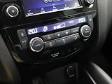 Nissan Qashqai 1,3 DiG-T Acenta CZ 1.Maj - náhled 26
