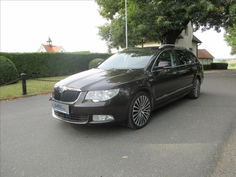 Škoda Superb 2,0 TSi 147Kw, L&K, Tažné, Hav - fotka 1 z 33