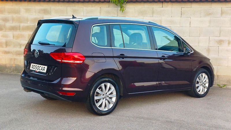 Volkswagen Touran 2.0 TDI 110kW HIGHLINE - fotka 5 z 50