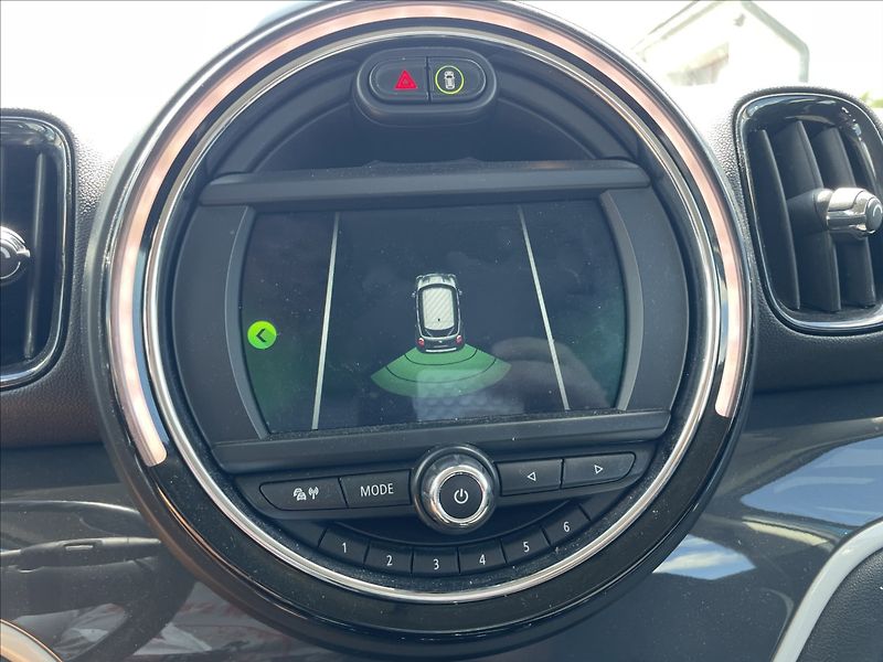Mini Countryman 1,5 SE ALL4 AUT. PLUG-IN 165kw - fotka 17 z 37