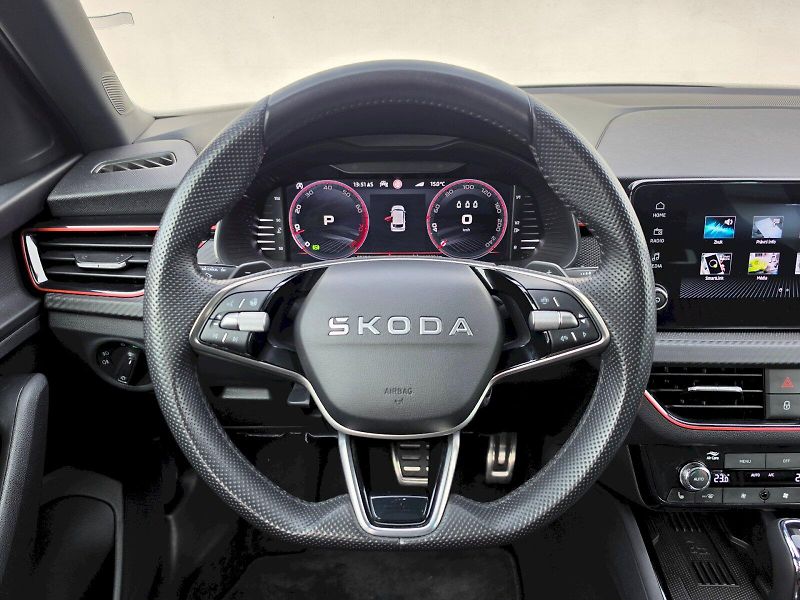 Škoda Kamiq (2025) 1,5TSI 110KW DSG MONTE CARLO - fotka 6 z 30