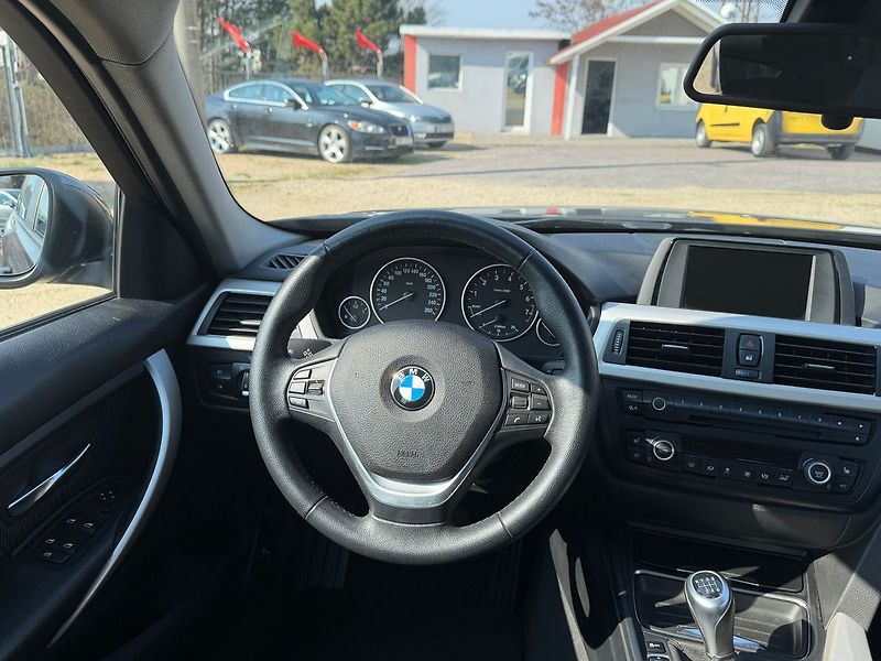 BMW Řada 3 180kw* xDrive F31*Nová STK* - fotka 21 z 28