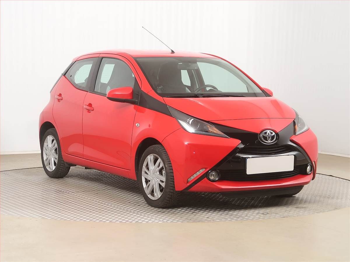 Toyota Aygo 1.0 VVT-i, ČR,1.maj