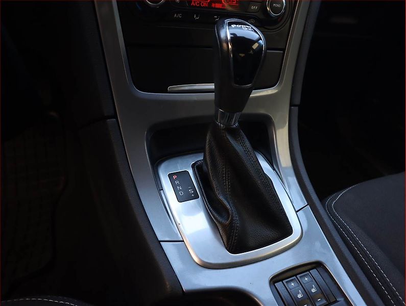 Ford Mondeo (2014) Business Edition 2.0 TDCi - fotka 13 z 18