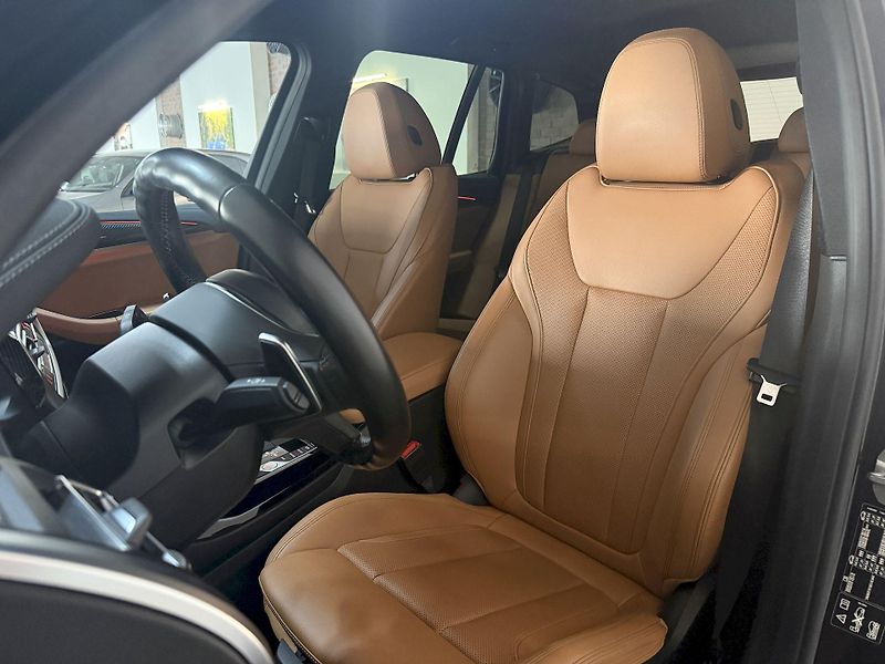 BMW X3 M40d xDrive Laser HUD tažné - fotka 16 z 43