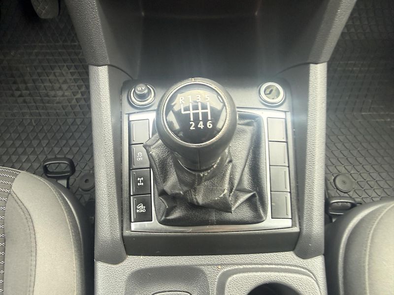 Volkswagen Amarok 2,0TDI TAŽNÉ  - fotka 17 z 19