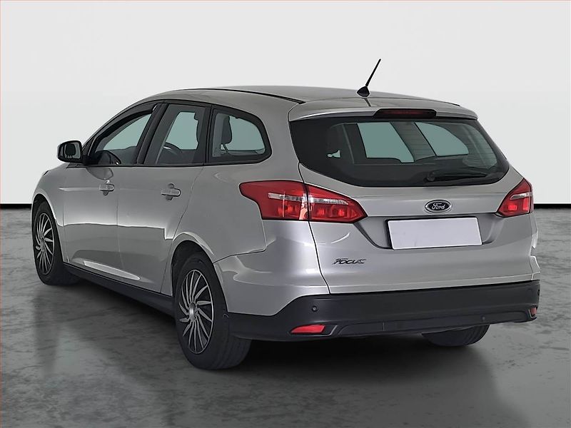 Ford Focus (2015) 1.6 TDCi, Serv.kniha - fotka 4 z 14