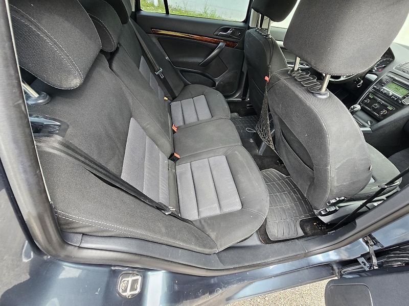 Škoda Octavia (2006) 2 2.0FSI 4X4 TAŽNÉ  - fotka 16 z 18