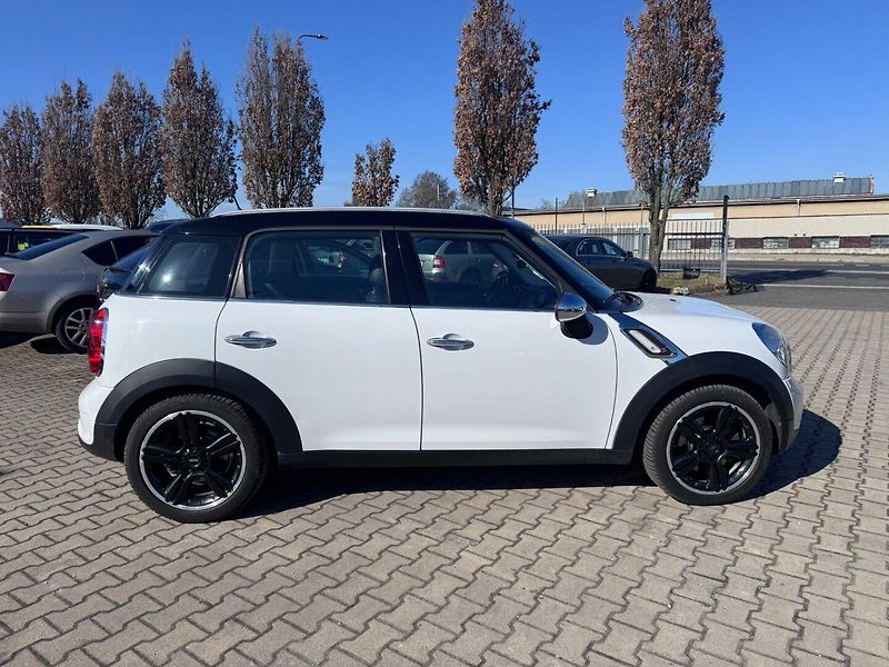 Mini Countryman (2010) ALL4 ITÁLIE 1,6 135KW TURBO - fotka 7 z 40