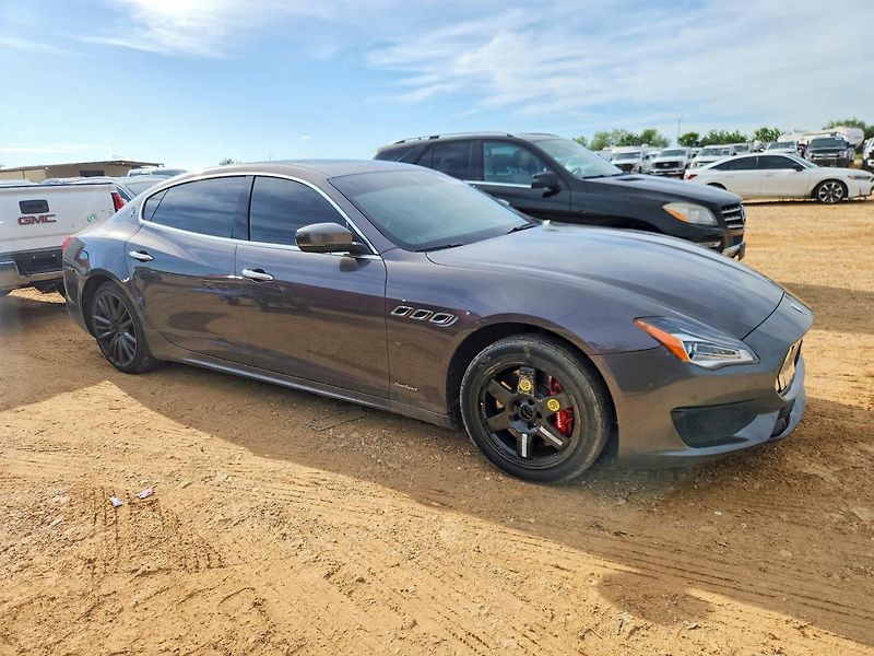 Maserati Quattroporte (2019) S - fotka 2 z 11