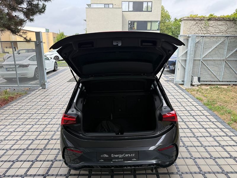 Cupra Born (2022) REZERVACE Beats Audio Masážní - fotka 39 z 43