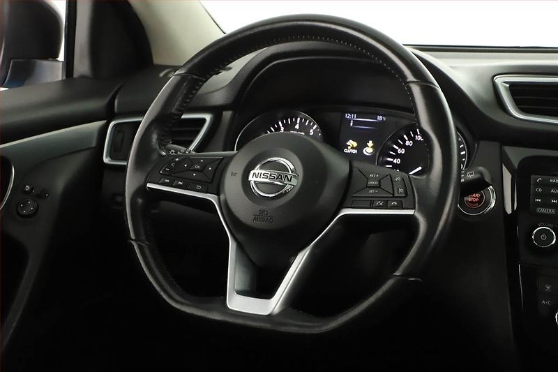 Nissan Qashqai (2018) 1.2 DIG-T, Navi, Tempomat - fotka 11 z 26
