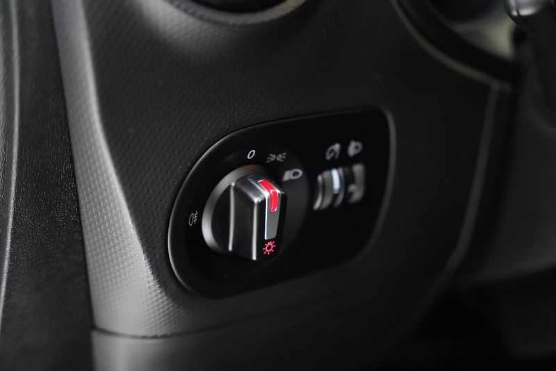 Seat Leon - fotka 13 z 25