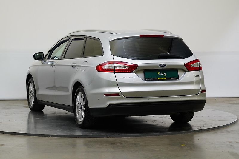 Ford Mondeo - fotka 7 z 26
