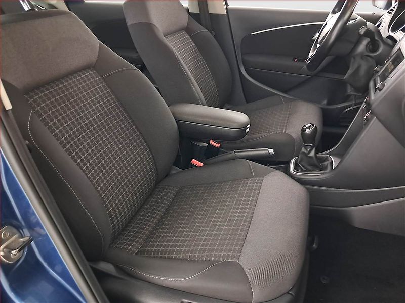 Volkswagen Polo (2015) 1.4 TDI, Tempomat - fotka 9 z 19