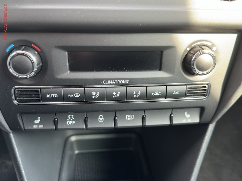 Škoda Rapid (2015) 1.2TSi, STK3/28 - fotka 14 z 17