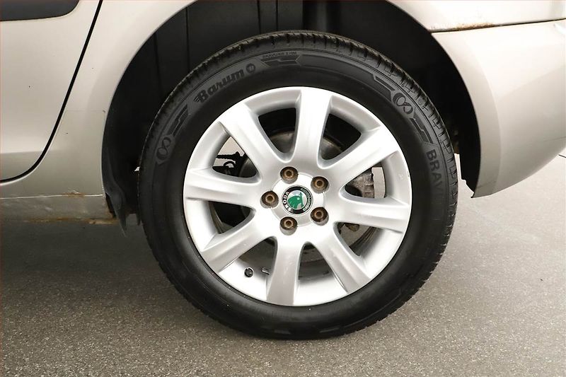 Škoda Roomster (2009) Style 1.6 16V, Serv.kniha - fotka 11 z 12