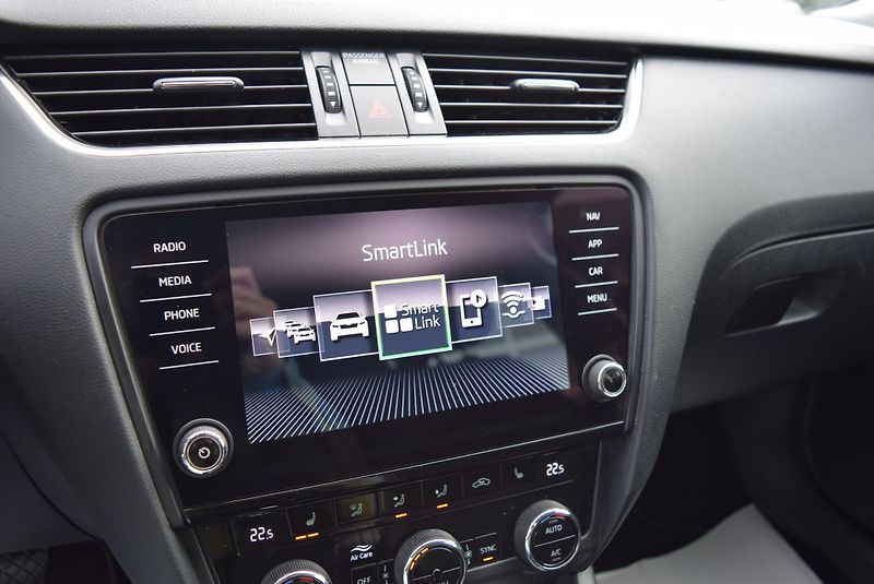 Škoda Octavia (2018) 1.4TSI 110kw AMBITION NAVI APP - fotka 24 z 47