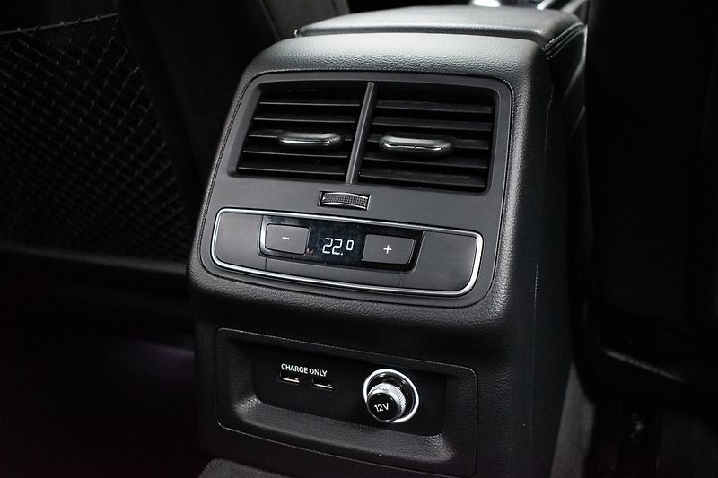 Audi A4 2.0 TDI S-LINE*ACC*TAŽNÉ*DPH* - fotka 15 z 42