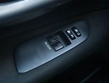 Toyota Auris (2010) 1.6 Valvematic - náhled 18