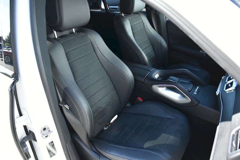 Mercedes-Benz GLE (2023) 300d - fotka 26 z 28