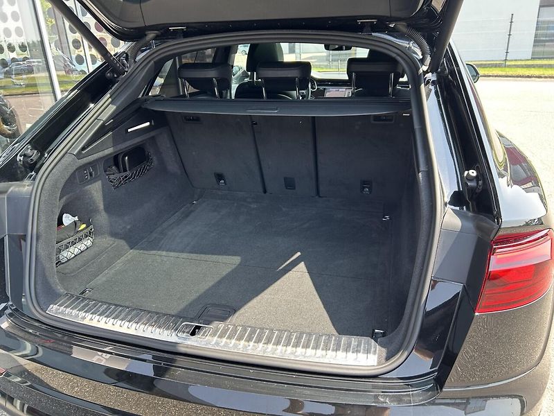 Audi Q8 50 TDI quattro ZÁRUKA - fotka 33 z 35