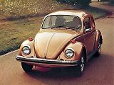 4. Volkswagen Beetle, přes 23 milionů. Typ 1 vznikl před 2. světovou válkou. Německo ale motorizoval ale až po válce, kdy zdecimovanou zemi postavil na kola. Netrvalo dlouho a Brouk se stal oblíbeným po celém světě. Jeho život skončil v Mexiku v r. 2003.