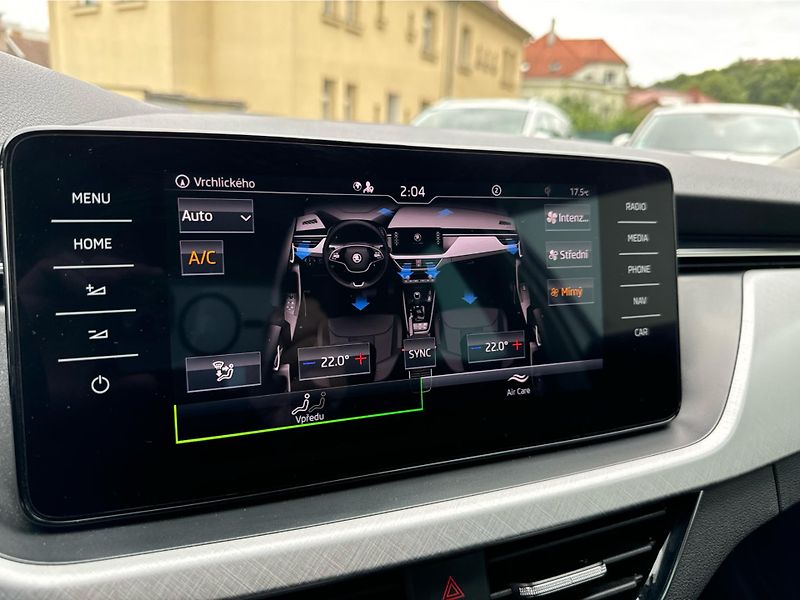 Škoda Scala 1,0TSi 81kW AMBITION PLUS - fotka 14 z 21