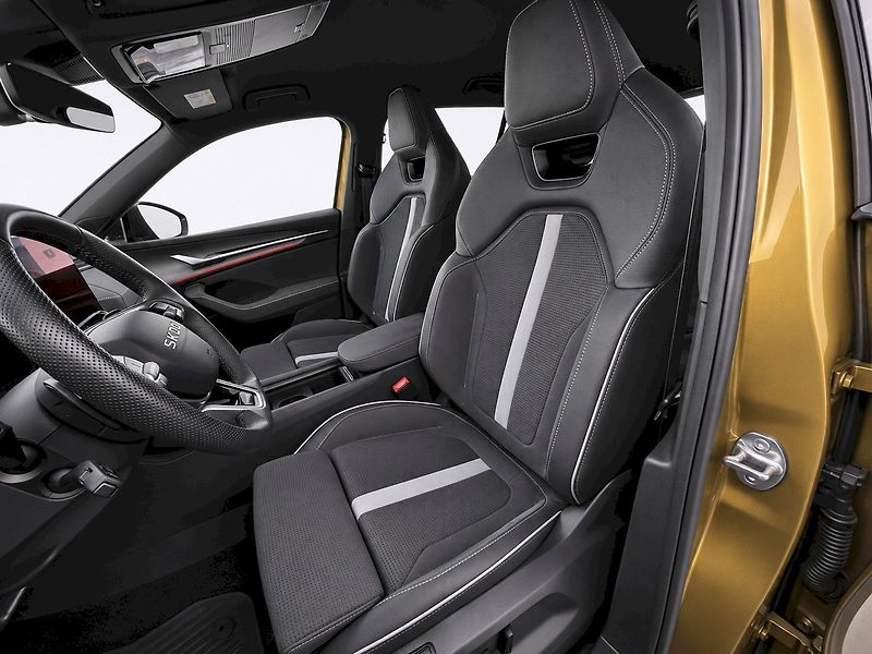 Škoda Kodiaq (2026) SPORTLINE 4X4 TD 142/2.0 A7A - fotka 21 z 57