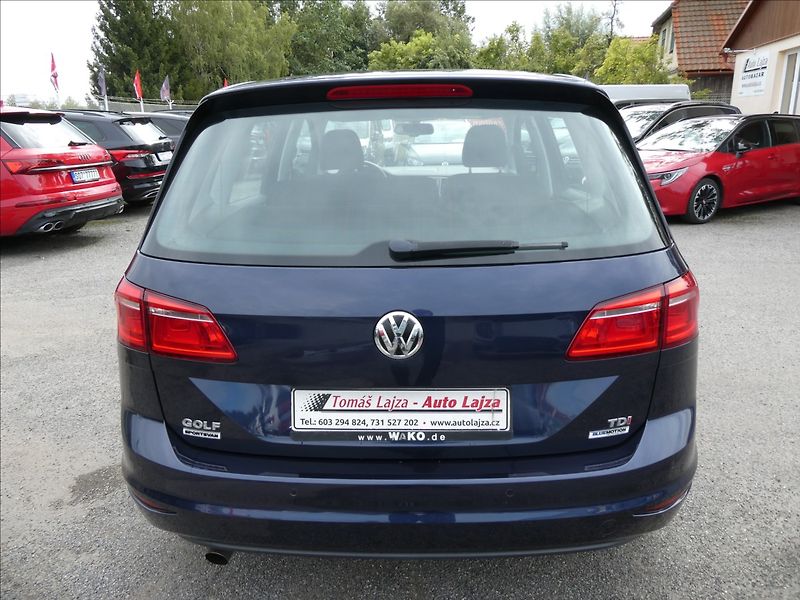 Volkswagen Golf Sportsvan 1,6 TDi 81kW 1.MAJITEL,servisk - fotka 8 z 53