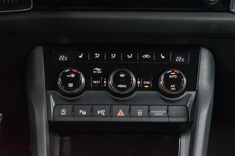 Škoda Kodiaq 2.0 TDI 4x4*STYLE+*TAŽNÉ*ČR 1M - fotka 28 z 52