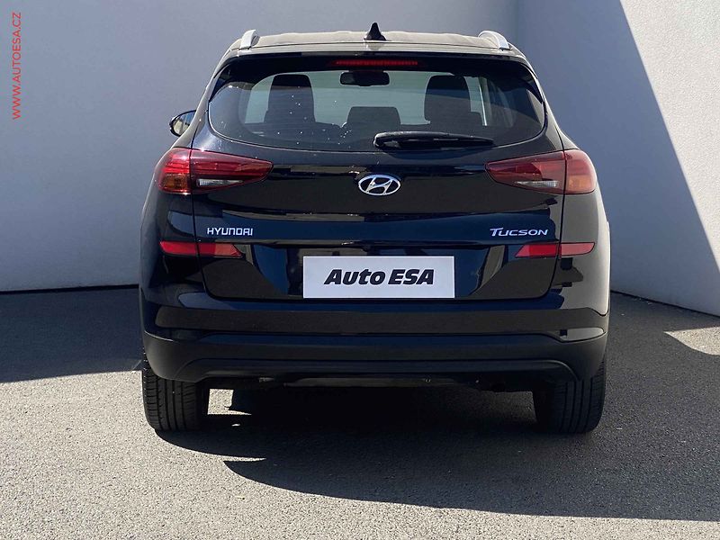 Hyundai Tucson (2020) 1.6 GDi, Trend, navi, kamera - fotka 5 z 19