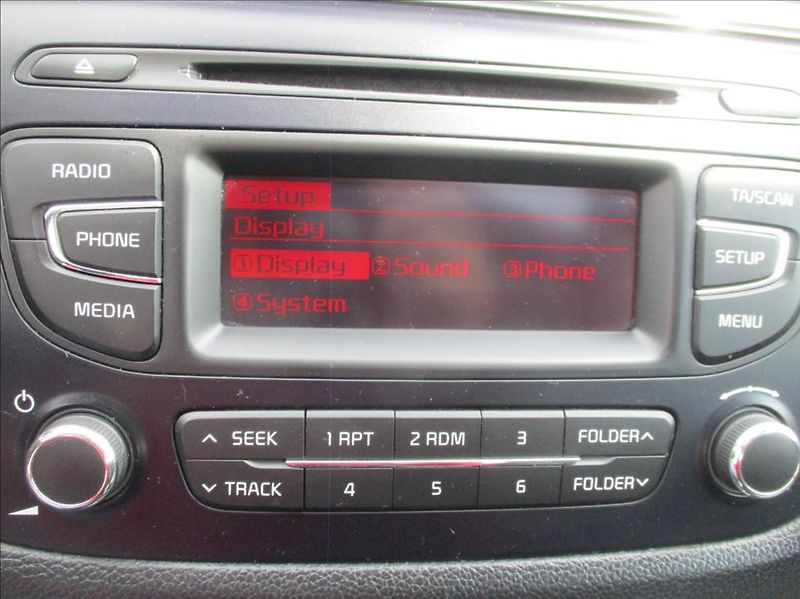 Kia Ceed 1,6 CRDi, klima,servis,DPH,CZ, - fotka 22 z 40