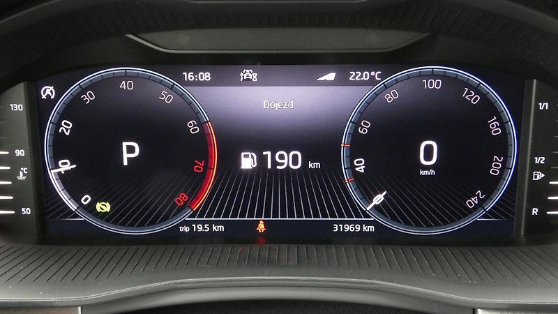 Škoda Kamiq 1.0 TSI Style DSG - fotka 13 z 22