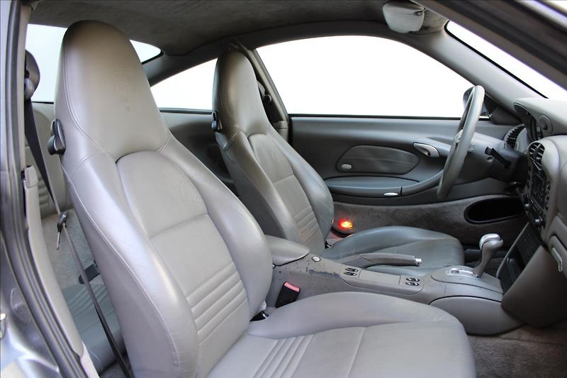 Porsche 911 Carrera 3.6i / 235kW - fotka 20 z 27