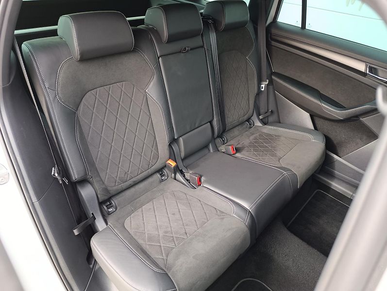 Škoda Kodiaq 2.0TDI 4X4 SPORTLINE 1.MAJ ČR  - fotka 17 z 34