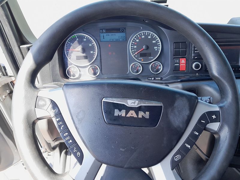 MAN TGX 18.440 LowDeck - fotka 35 z 37