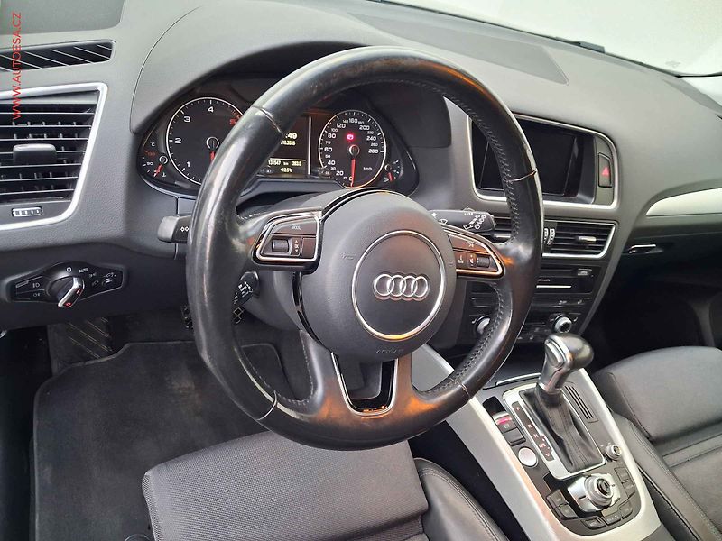 Audi Q5 (2016) 3.0 TDi quattro, AT, bixen - fotka 12 z 17