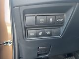 Toyota Yaris Cross 1.5L HEV130 Executive Tech VIP - náhled 24