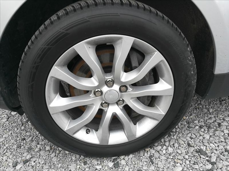 Land Rover Range Rover Sport 3,0 V6 Sport - fotka 20 z 22