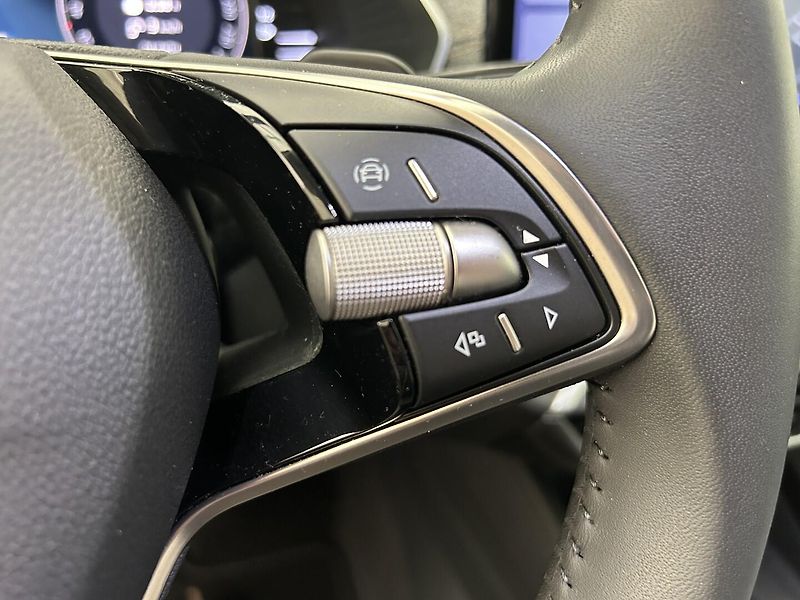Škoda Octavia 2.0 TD Top selection - fotka 13 z 26