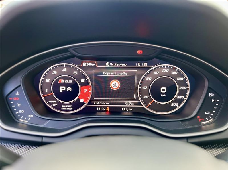 Audi SQ5 3,0 TFSI QUATTRO PANORAMA - fotka 24 z 59