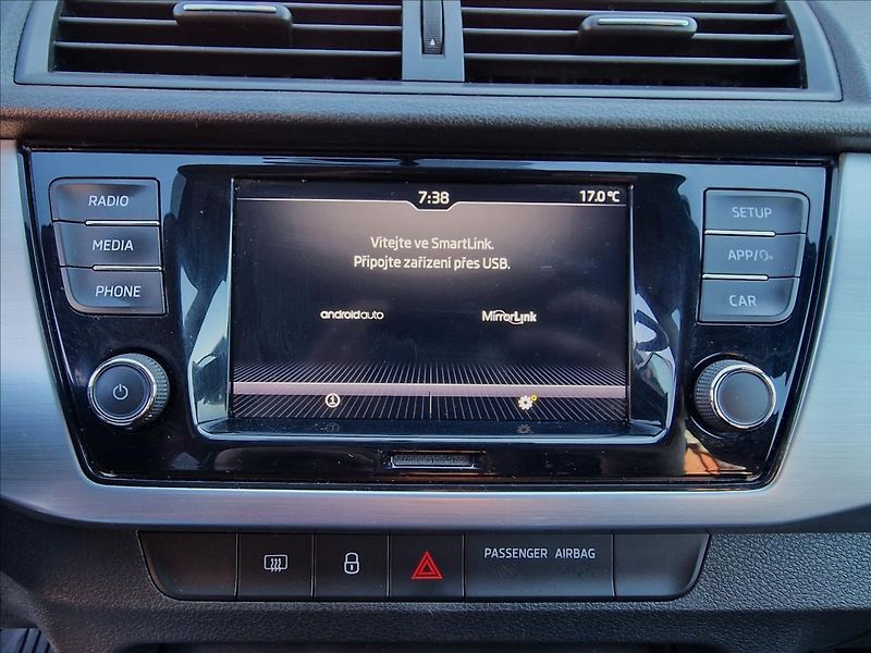 Škoda Fabia 1.0 TSI Ambition,ČR,1.Majitel - fotka 27 z 50