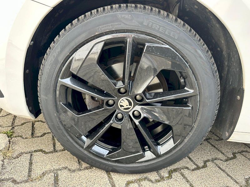 Škoda Octavia (2022) 1.5 TSI 110kW Ambition - fotka 19 z 23