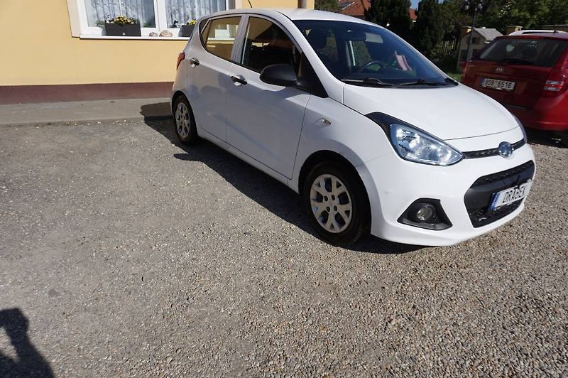 Hyundai i10 (2014) 1,0 1 MAJ V ČR - fotka 2 z 27